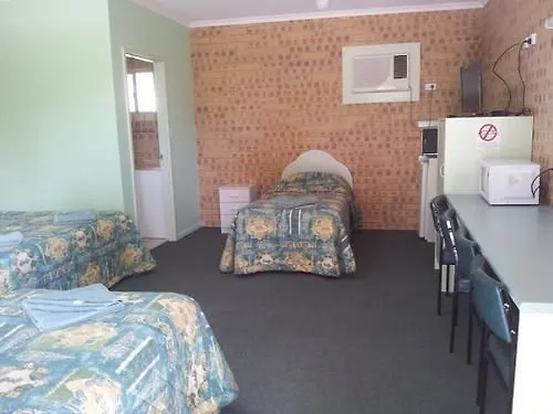 Tiaro Motor Inn 3*,  Australia